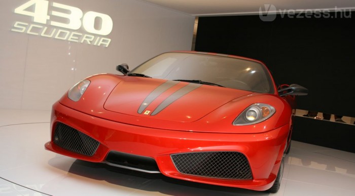 Michael Schumacher segített a fejlesztésnél