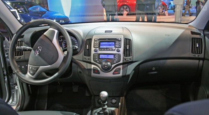 Használható autók 6 | Vezess Jó miőségű belül