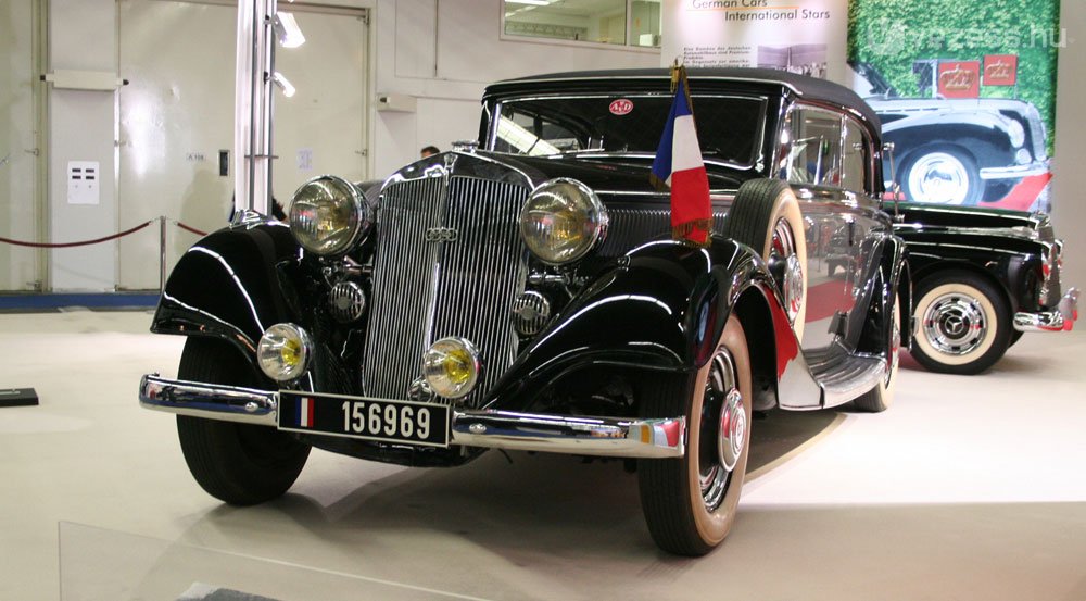 Charles de Gaulle reprezentált a Horch 830 BL-lel