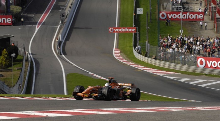 Nagy a lemaradás az élmenők mögött