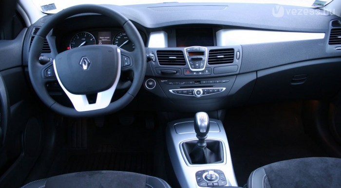 Anyagminőségben kiváló a Laguna III