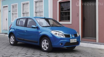 Renault-ként érkezik az új Dacia