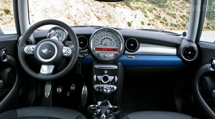 Vezettük: MINI Clubman 11 | Vezess A műszerfal olyan mint a háromajtósban