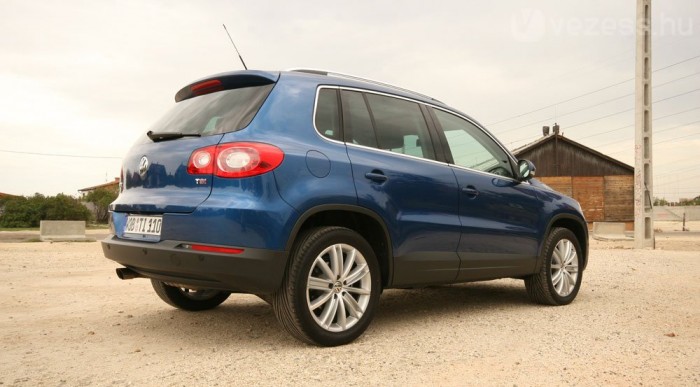 Bébi Touareg 9 | Vezess Magas