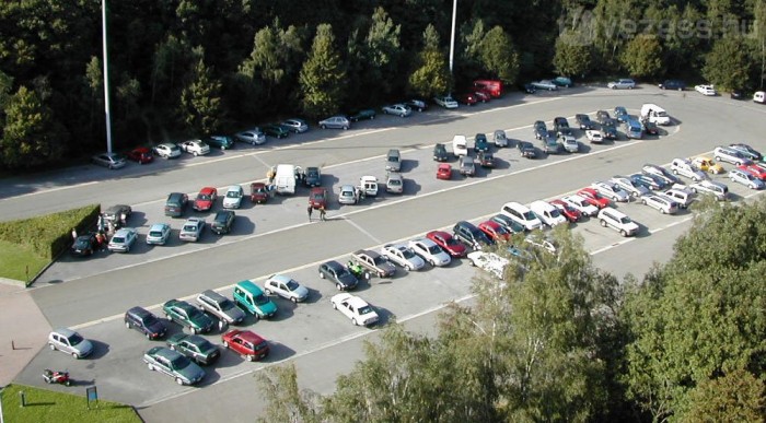 A férfinak tudnia kell parkolni 3