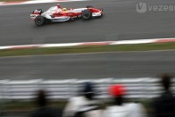 Vettel – dobogó helyett büntetés 73