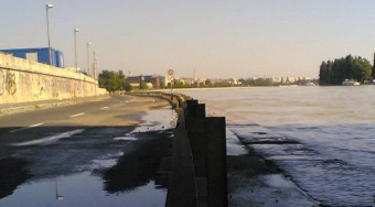 Még járható a budai alsó rakpart