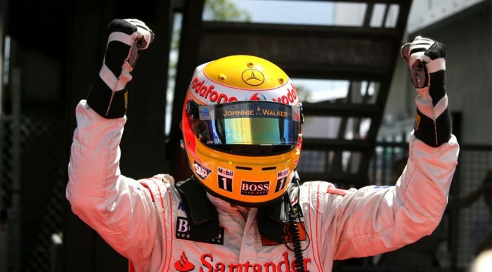 Hamilton szabályt szeg, ha bajnok lesz 6 | Vezess Nem hallgat senkire