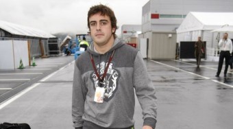 Alonso nem hagy ki egy évet