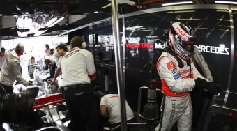 Az FIA vigyáz Alonsóra