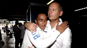 Megmondtuk: Hamilton bénázott