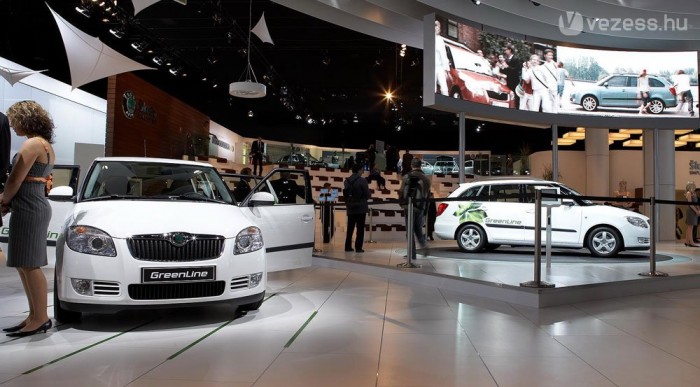 Pár hónap múlva megjelennek a zöld Skodák