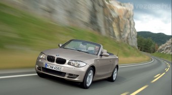 Kis kabrió a BMW-től