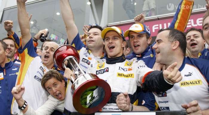 Japán: Heikki Kovalainen rovata 7 | Vezess Japán: Heikki Kovalainen rovata 7