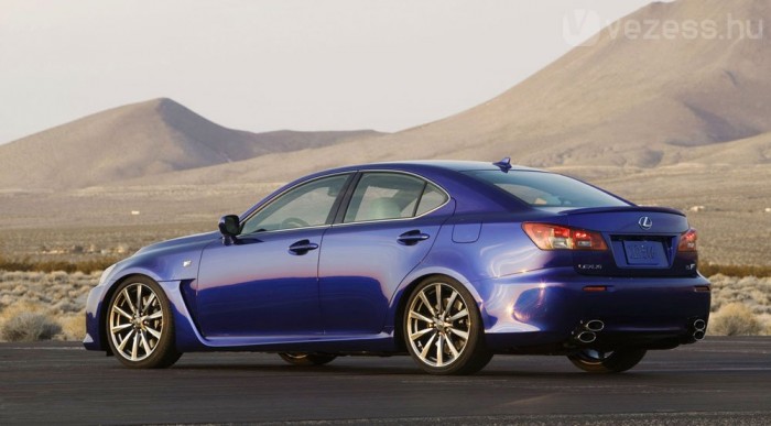 Nem jobb a BMW-nél a Lexus 6 | Vezess Nem jobb a BMW-nél a Lexus 6