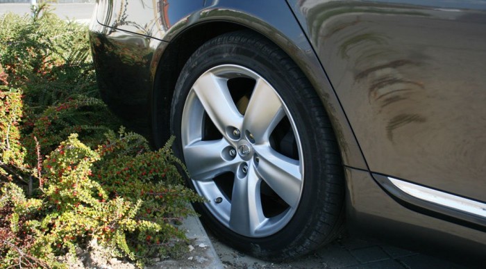 Maguktól parkolnak, de mégsem 6 | Vezess Nekiment