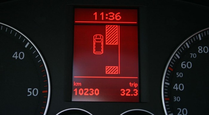 Maguktól parkolnak, de mégsem 9 | Vezess Itt egy lyuk, sajnáljuk?