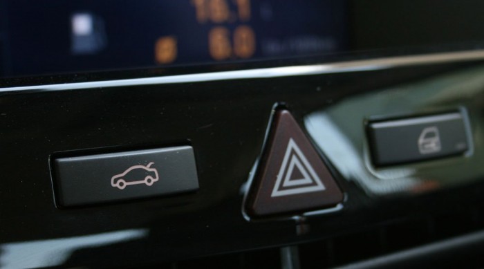 Csak innen nyílik a csomagtér