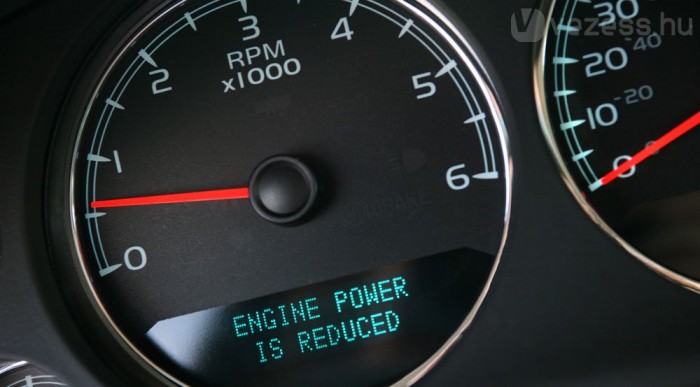 Műholddal a gyorshajtók ellen 4 | Vezess Figyelmezteti a vezetőt