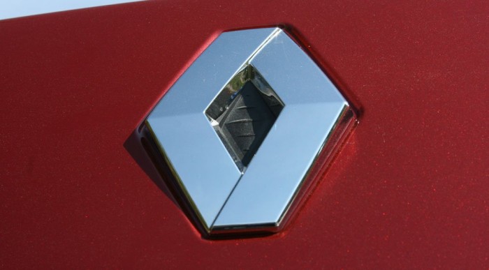 Teszt: Renault Laguna 2.0 dCi 10 | Vezess Egyesek szerint ez perverz