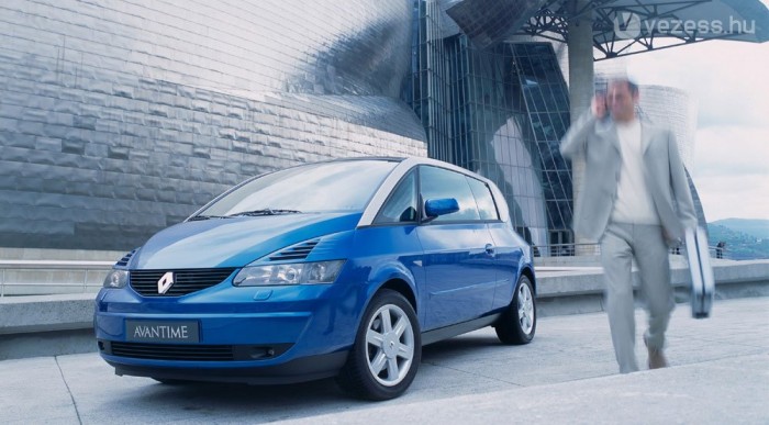 Gyorsan és nagyot bukott szegény