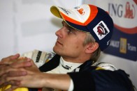 Kovalainen elverte a veterán Fisicót