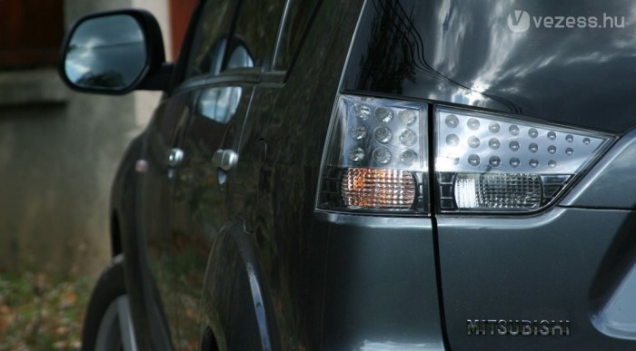 Levették a Lexus RX lámpáját