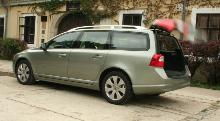 Kézzel gyorsabb és megbízhatóbb lenne