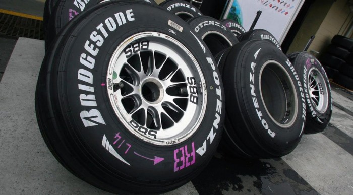 Baj lehet a gumikkal 6 | Vezess Räikkönen jól járhat...