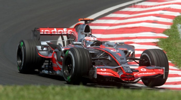 Räikkönen nyert és világbajnok 6 | Vezess Alonso nem bírt a Ferrarikkal