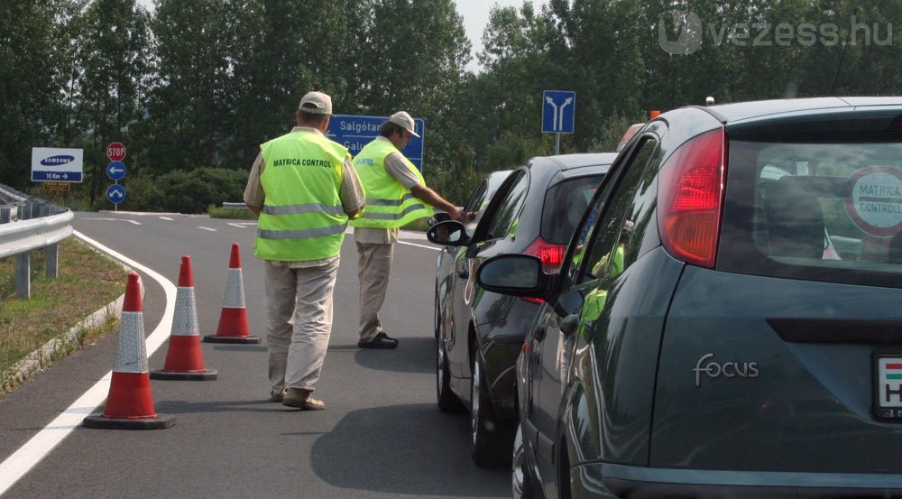 Tovább nő az autópályák forgalma 14