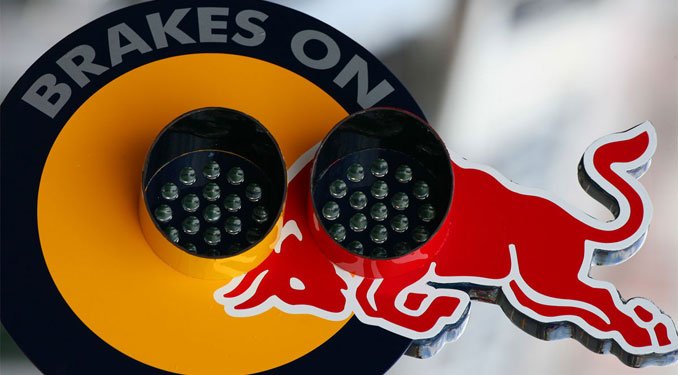 A Red Bull komolyan akarja Alonsót 16