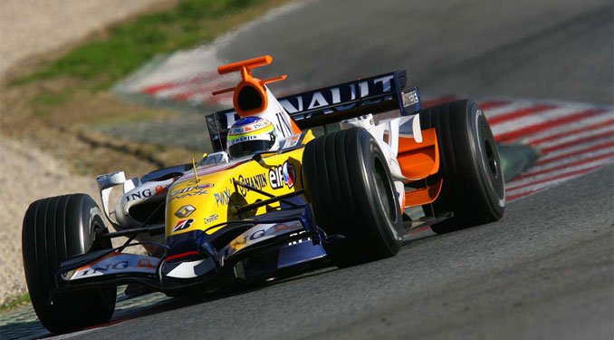 Alonso jön, repülnek a Renault-pilóták 26