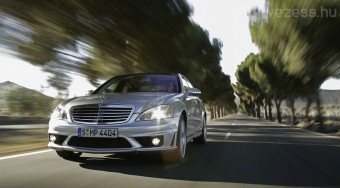 A Mercedest még a Suzuki is lenyomja