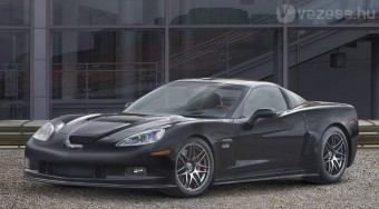 Szériában a tévésztár autója