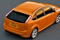 Új Ford Focus ST és kombi 23