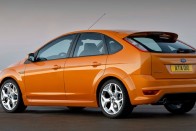 Új Ford Focus ST és kombi 26