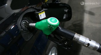 Ezreket spórolhatunk a benzinen
