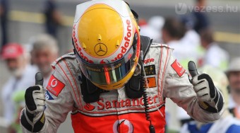 Hamilton No 1. akar lenni