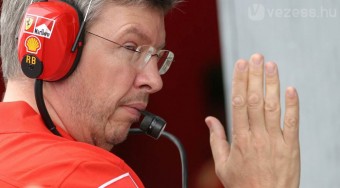 Brawn nem rúgja ki Barrichellót