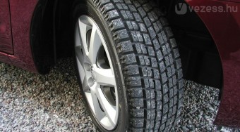 A téli gumit ellenőrzik a rendőrök