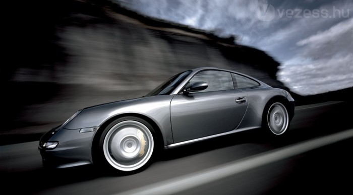 A Porschén már Bermbo van