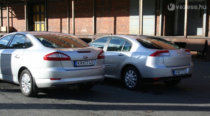 Összemértük egy Mondeoval is