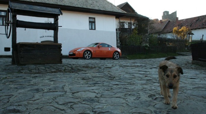 Megéri elugrani Nógrádba, Hollókőre