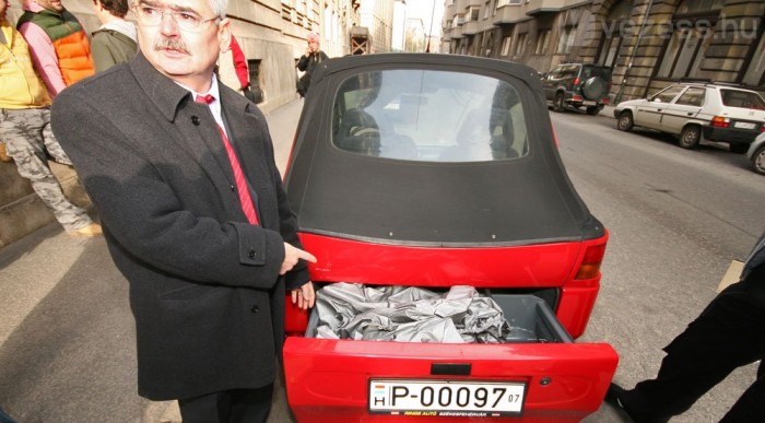 Kóka Pumaháton 6 | Vezess Ki hagyta bent az ejtőernyőjét?