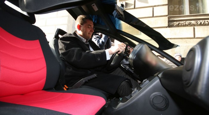 Kóka Pumaháton 7 | Vezess Ki jön el egy körre?