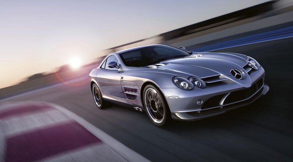 Alonso Mercedes SLR 722-est kapott