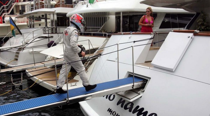 Benéztünk Räikkönen garázsába 10 | Vezess Kimi ezt még bérelte, de azóta vett már