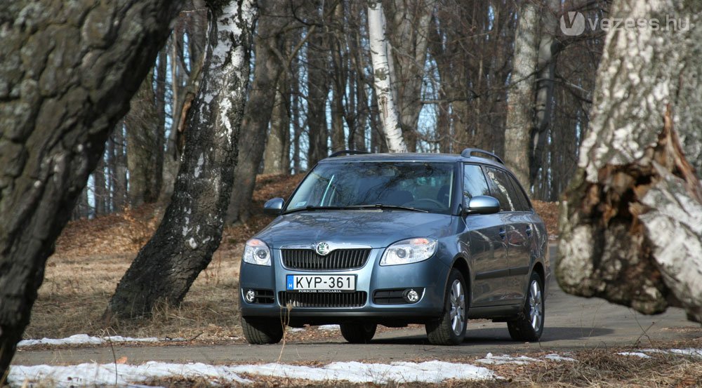 Négyféle benzines és három dízelmotorja van