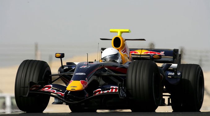 A Red Bull a Renault-verné meg 36